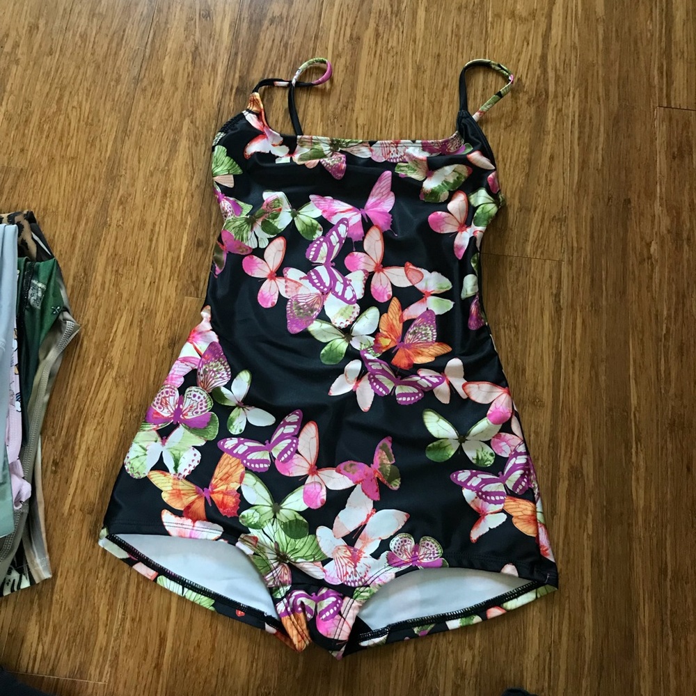 Onzie shortie leotard in butterflies print